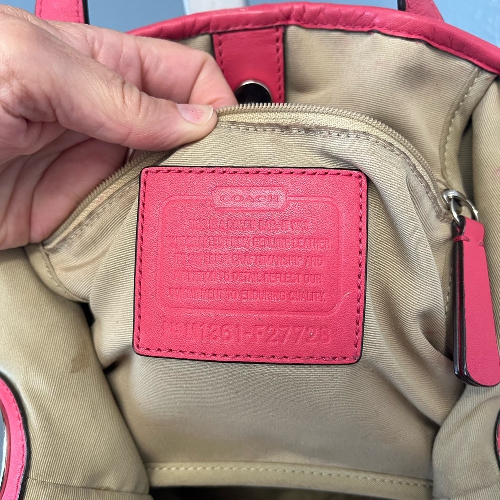 Coach Pink Leather Shoulder Bag - Picture 8 of 16